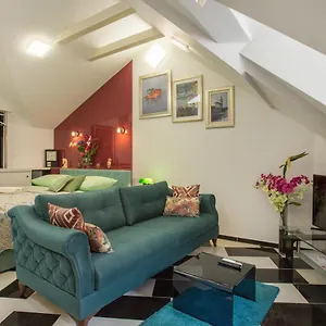 Zana Luxury Apartament Split