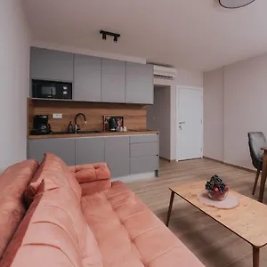  Apartment Virgine Maria